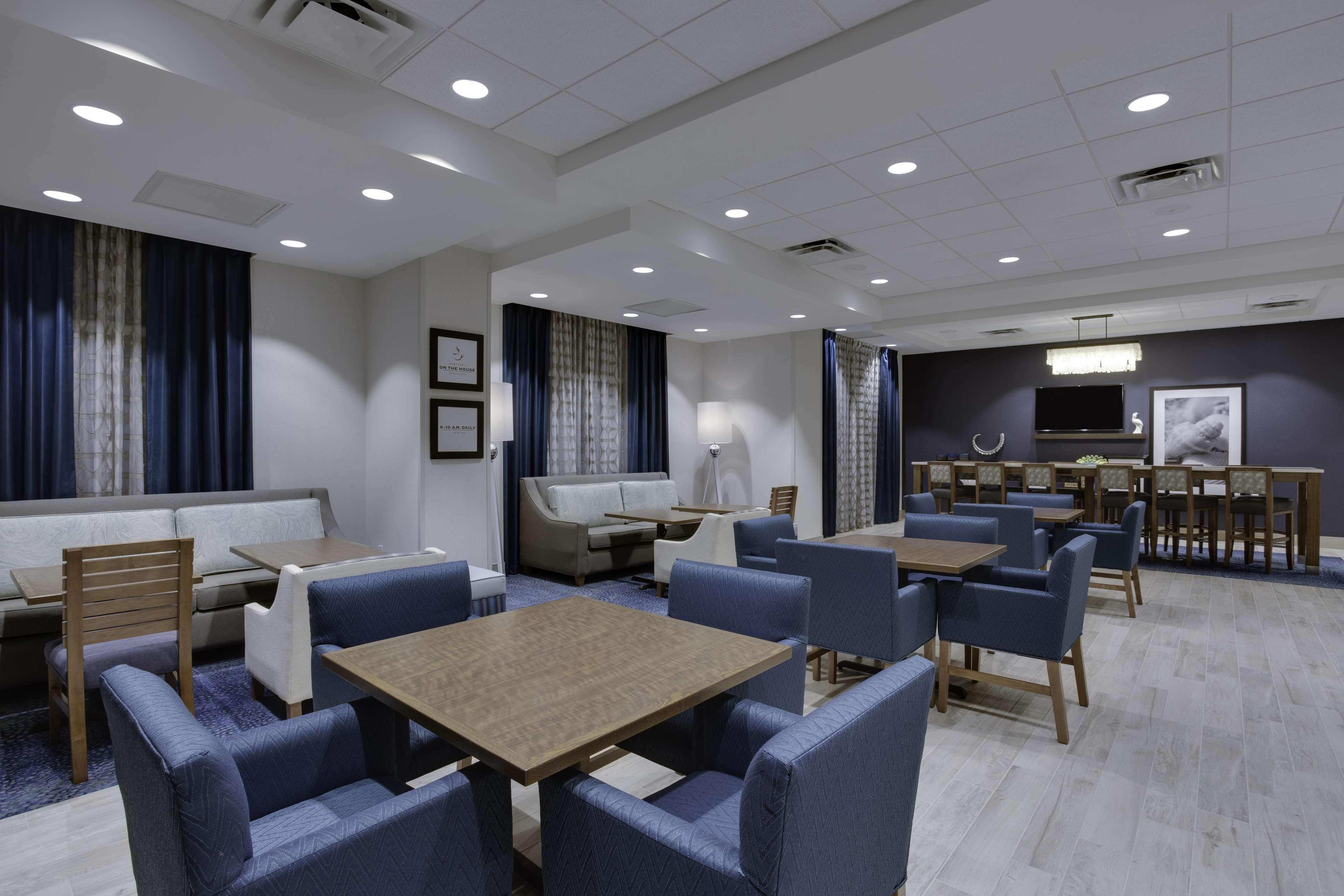 Hampton Inn Fort Lauderdale Pompano Beach Exterior photo